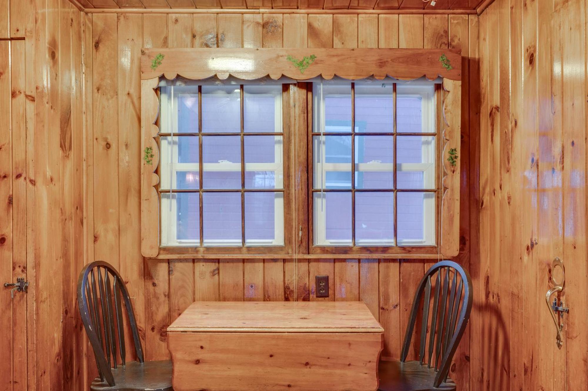 דירות Cozy Laconia Studio With Pool Access - 2 Mi To Lake! מראה חיצוני תמונה